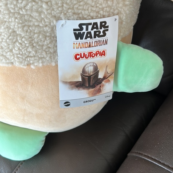 Star Wars Grogu plush toy - Picture 8 of 10